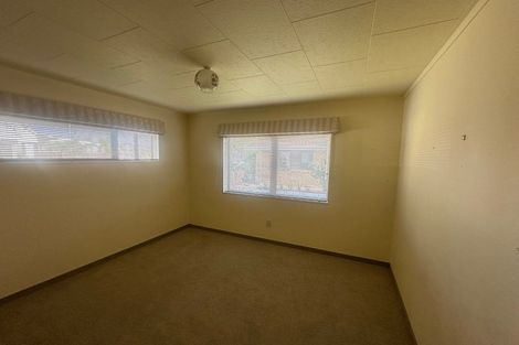 Photo of property in 1/30 Ngarimu Crescent, Taradale, Napier, 4112