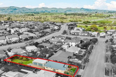 Photo of property in 129 Lonsdale Street, New Brighton, Christchurch, 8083