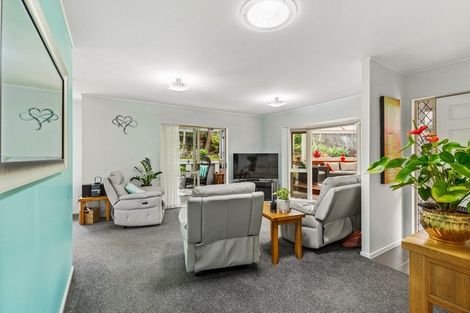 Photo of property in 24 Millstream Drive, Henderson, Auckland, 0610