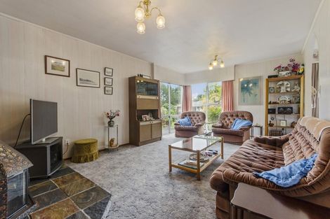 Photo of property in 46 Rehia Road, Massey, Auckland, 0614