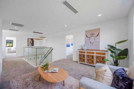 Photo of property in 5 Anehu Place, Greenhithe, Auckland, 0632