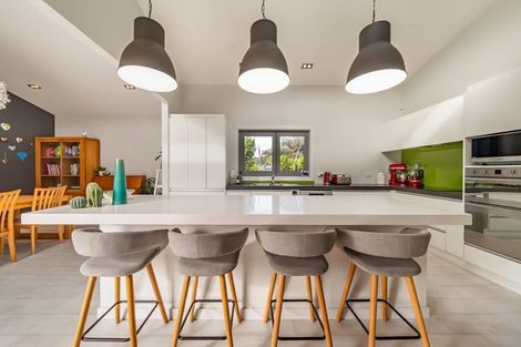 Photo of property in 9 Sylvan Way, Silverstream, Upper Hutt, 5019