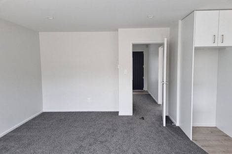 Photo of property in 40 Pateke Drive, Kenepuru, Porirua, 5022