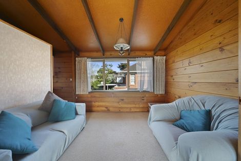 Photo of property in 27 Orams Road, Hillpark, Auckland, 2102