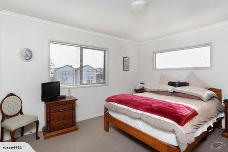 Photo of property in St Claire Village, 9/172 Mcleod Road, Te Atatu South, Auckland, 0610