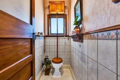 Photo of property in 68 Collins Street, Hawera, 4610