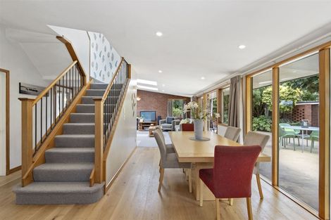 Photo of property in 7 Sawtell Place, Northcote, Christchurch, 8052