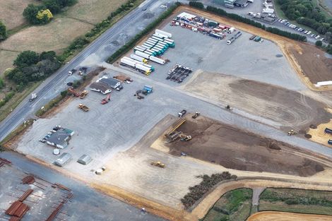 Photo of property in 1159 Great South Road, Runciman, Drury, 2578