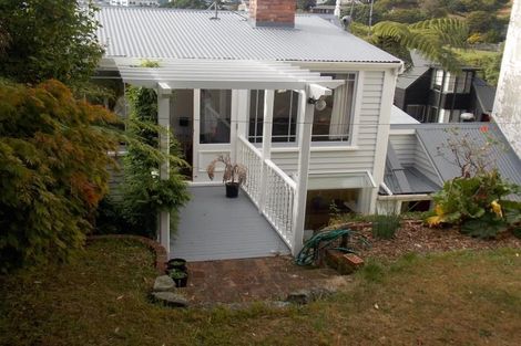 Photo of property in 13 Barton Terrace, Thorndon, Wellington, 6011