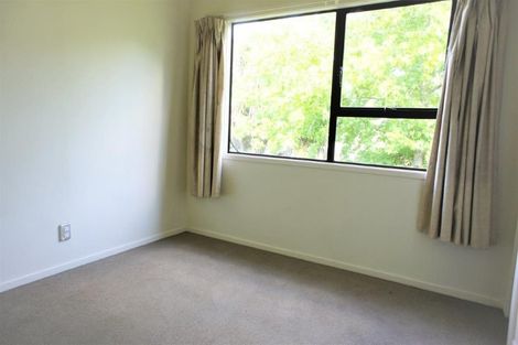 Photo of property in 26 Lambrown Drive, Totara Vale, Auckland, 0629