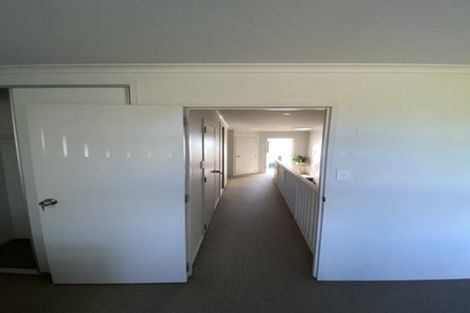 Photo of property in 14 Lime Crescent, Papakura, 2110