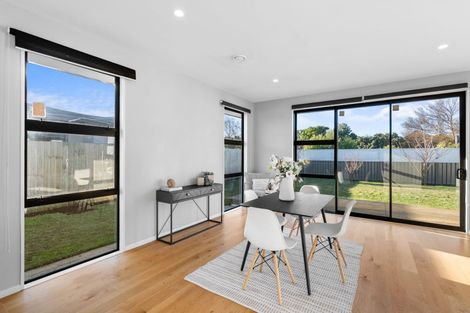 Photo of property in 5 Bargrove Close, Halswell, Christchurch, 8025