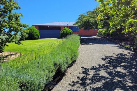 Photo of property in 18 Jessop Street, South Hill, Oamaru, 9400