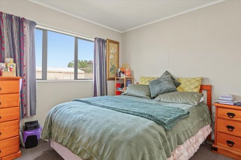 Photo of property in 2 Taupata Street, Paengaroa, 3189
