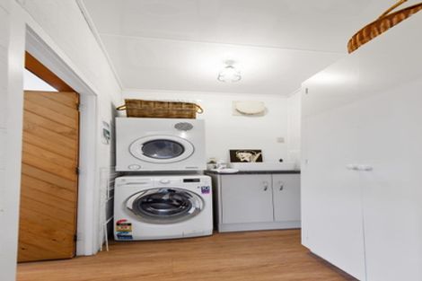 Photo of property in 102 Hokonui Drive, Gore, 9710