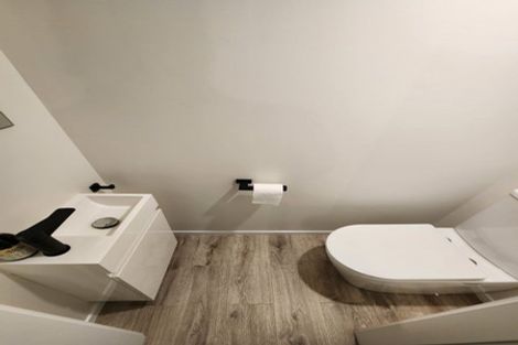 Photo of property in 76 Lord Street, Stokes Valley, Lower Hutt, 5019