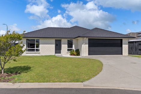 Photo of property in 1 Jeffs Way, Papamoa Beach, Papamoa, 3118