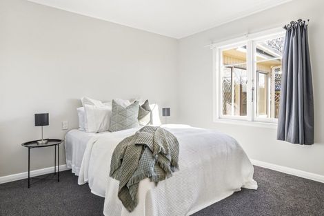 Photo of property in 102 Williams Street, Cambridge, 3434