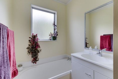 Photo of property in 69 Montgomery Avenue, Karori, Wellington, 6012