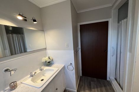 Photo of property in 2 Park Lane, Waitara, 4320