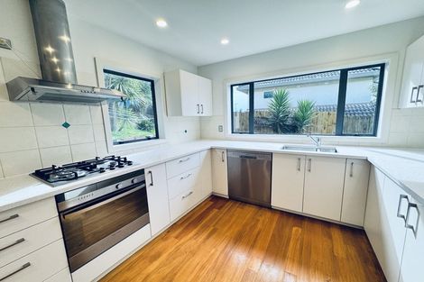 Photo of property in 4/35 John Court Street, Birkenhead, Auckland, 0626