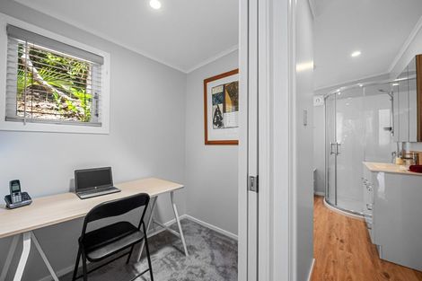 Photo of property in 45 Park Road, Titirangi, Auckland, 0604