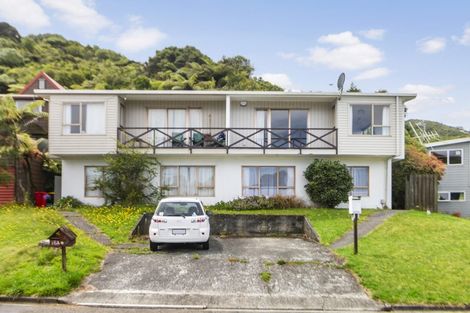 Photo of property in 18 Govind Grove, Ngaio, Wellington, 6035