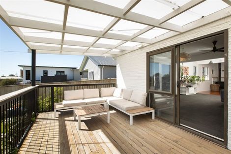 Photo of property in 72 The Crescent, Waihi Beach, 3611