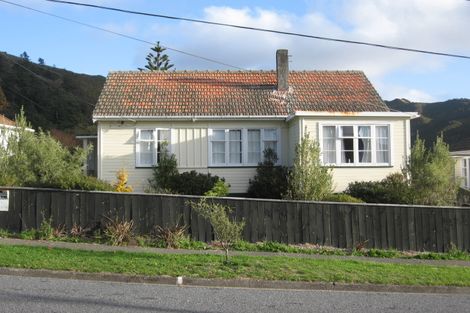 Photo of property in 85a Wilkie Crescent, Naenae, Lower Hutt, 5011