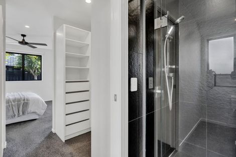 Photo of property in 5 Aheahea Way, Hurworth, New Plymouth, 4310