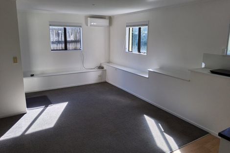 Photo of property in 92 Caribbean Drive, Unsworth Heights, Auckland, 0632