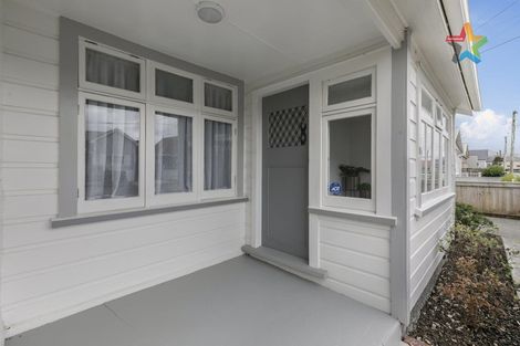 Photo of property in 9 Queen Street, Petone, Lower Hutt, 5012