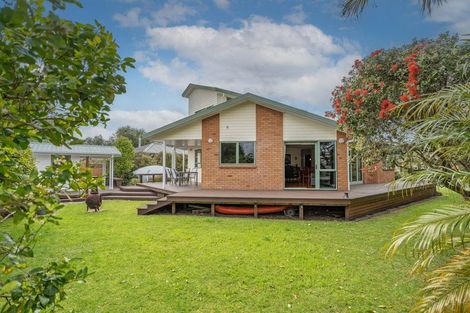 Photo of property in 7 Martin Place, Cooks Beach, Whitianga, 3591
