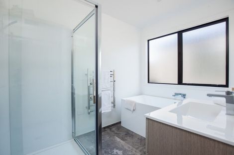 Photo of property in 18a Aubrey Street, New Plymouth, 4310