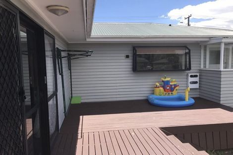 Photo of property in 51 Clevedon Road, Papakura, 2110