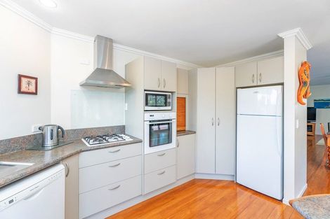 Photo of property in 7 Martin Place, Cooks Beach, Whitianga, 3591