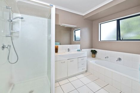 Photo of property in 25 Calypso Drive, Papamoa Beach, Papamoa, 3118