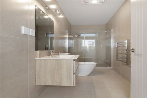 Photo of property in 27 Matakohe Road, Westgate, Auckland, 0814