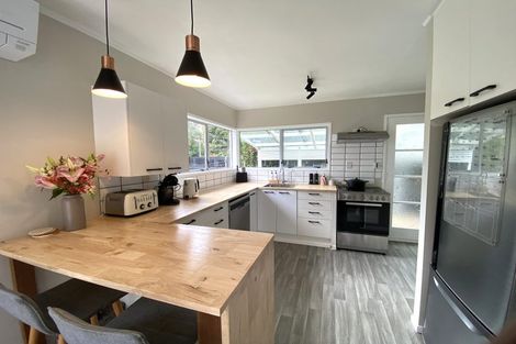 Photo of property in 1/38 Aeroview Drive, Beach Haven, Auckland, 0626