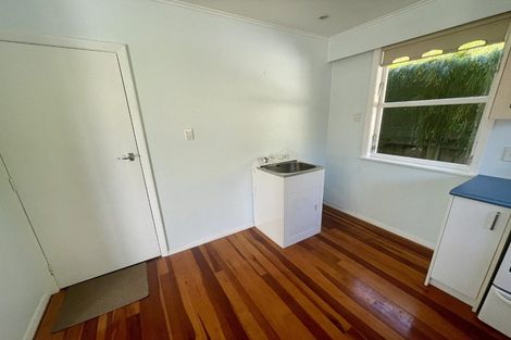 Photo of property in 2/26 Tawa Street, Eastbourne, Lower Hutt, 5013