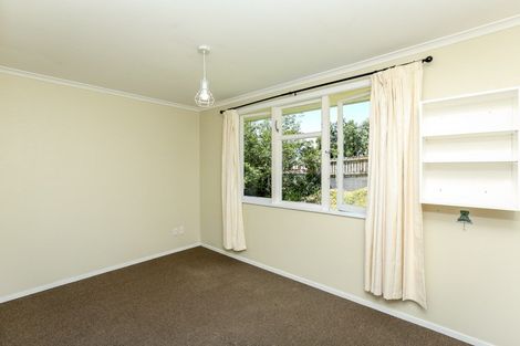 Photo of property in 6a Granby Place, Westown, New Plymouth, 4310