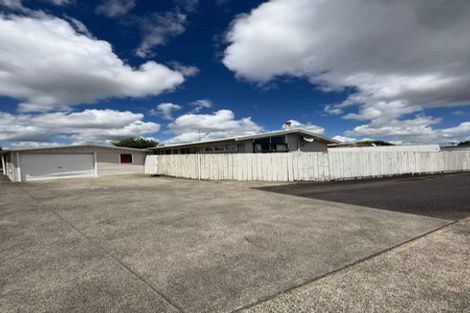 Photo of property in 44b Kelvin Road, Papakura, 2110