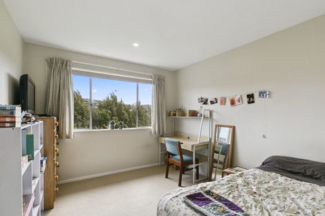 Photo of property in 12 Mcmahon Way, Paparangi, Wellington, 6037