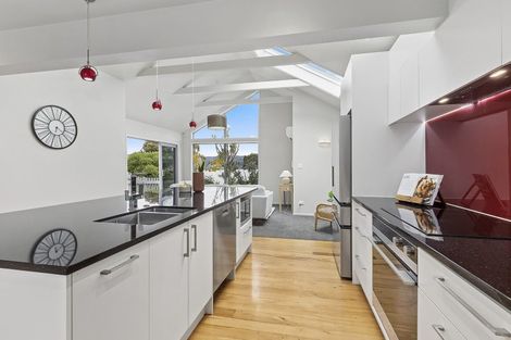 Photo of property in 170 Paremata Road, Paremata, Porirua, 5024