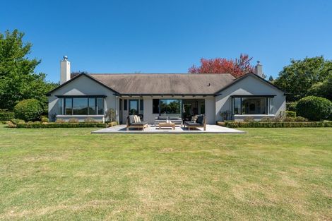 Photo of property in 344 Gillespie Place, Acacia Bay, Taupo, 3385