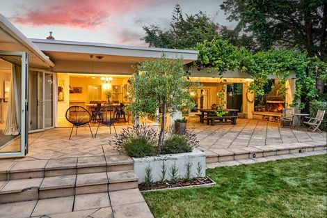 Photo of property in 46 Kawiu Road, Levin, 5510