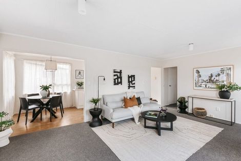 Photo of property in 22 Arawata Avenue, Welcome Bay, Tauranga, 3112
