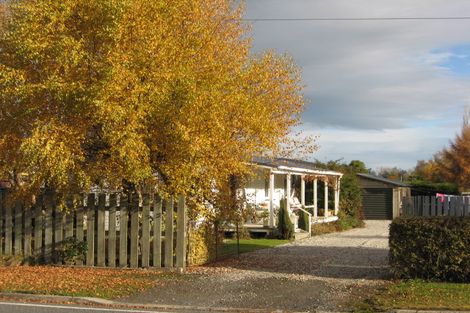 Photo of property in 17 Cross Street, Milton, 9220