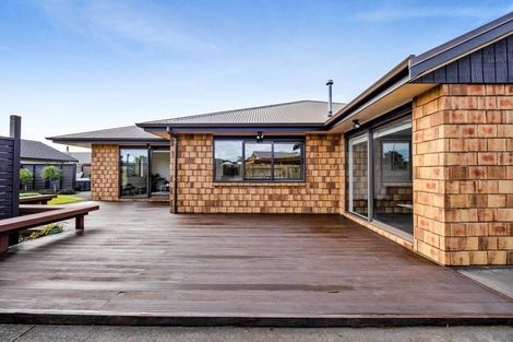 Photo of property in 5 Marlin Terrace, Bell Block, New Plymouth, 4312