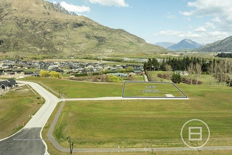 Photo of property in 17 Kahiwi Drive, Lower Shotover, 9304